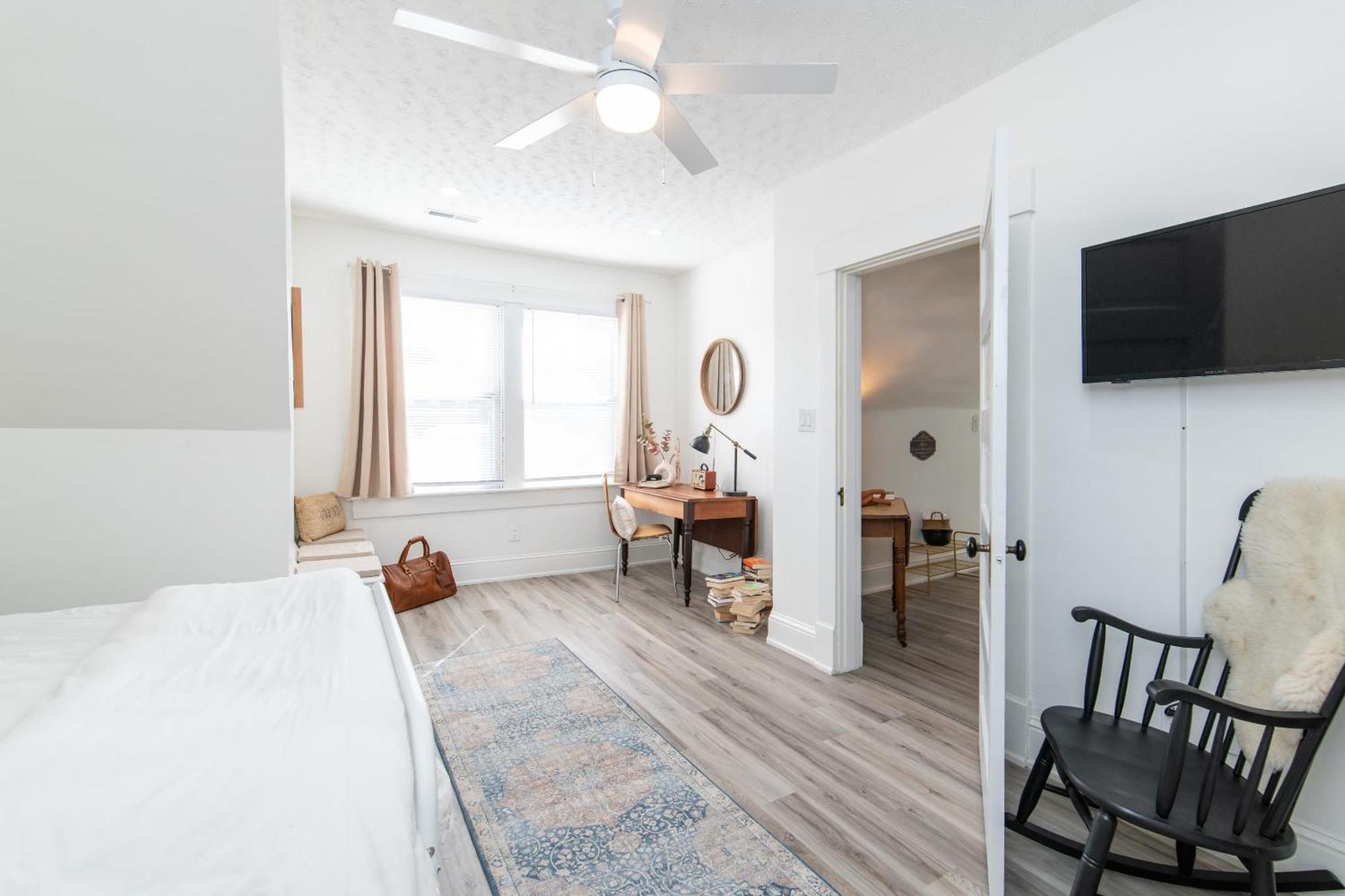 Loft On Capital - Ideally Located To Distilleries Frankfort Ngoại thất bức ảnh