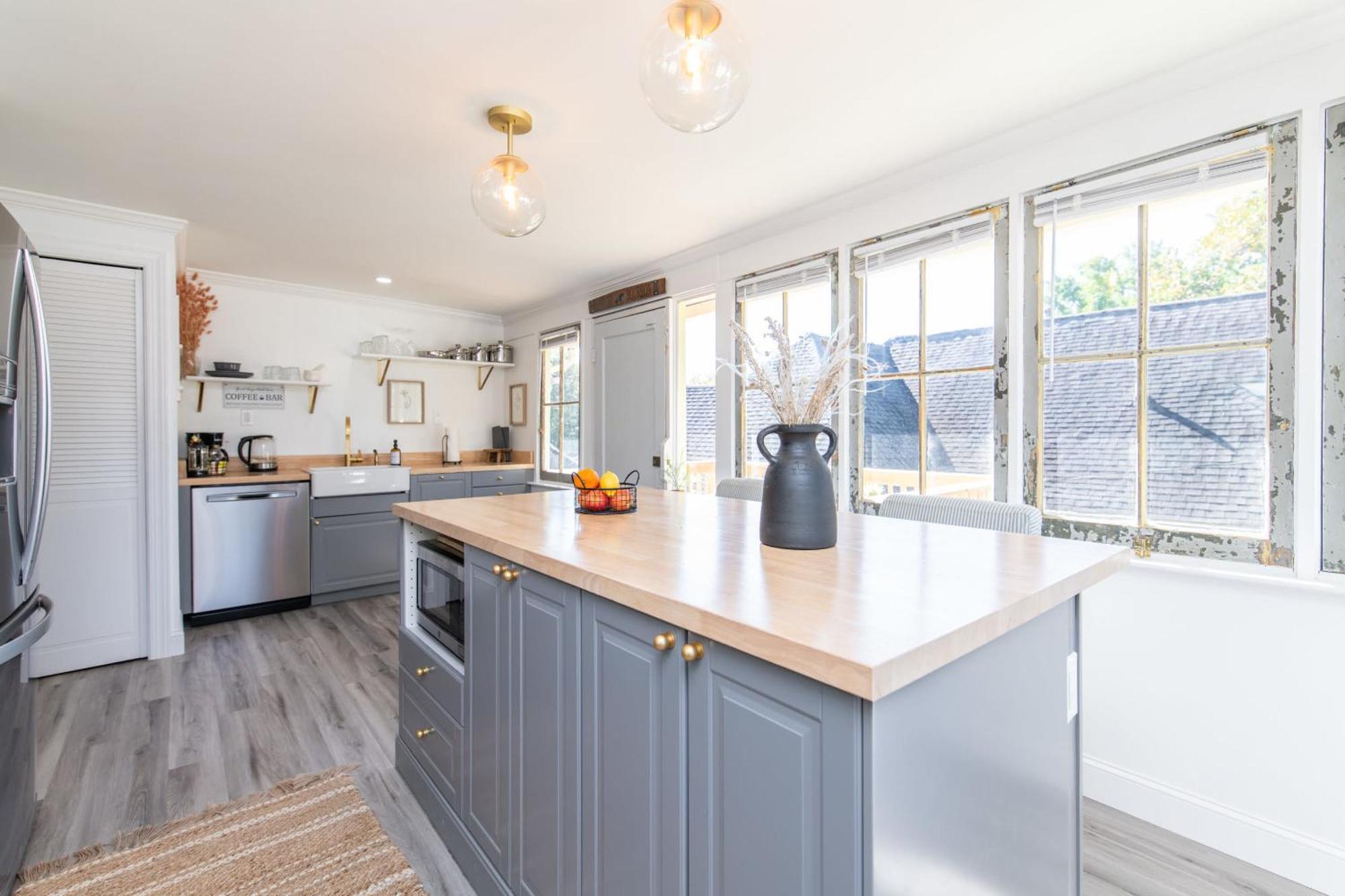 Loft On Capital - Ideally Located To Distilleries Frankfort Ngoại thất bức ảnh